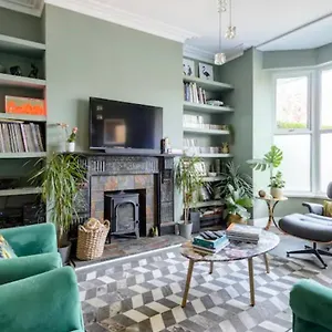 Gorgeous Homestay Homestay